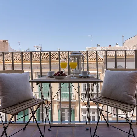 Puerta Antequera 4 *