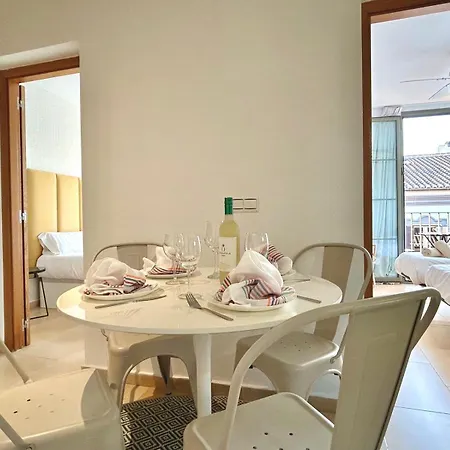 Puerta Antequera 4 Apartment Malaga